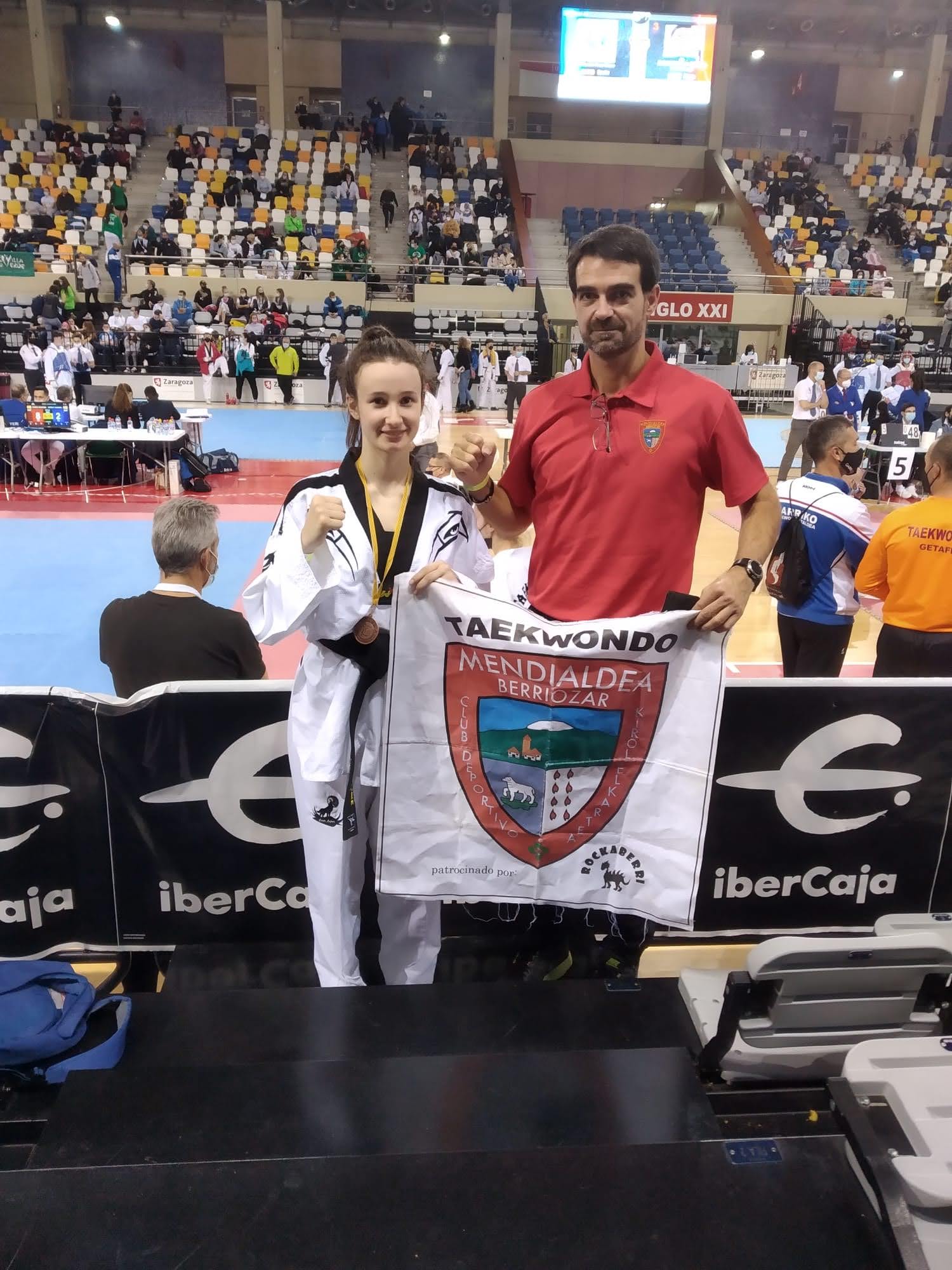 Los clubes navarros no paran .....